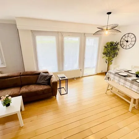 Bnb2You Private Room In Shared Villa Close Swiss Ch2 앵빌리