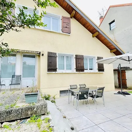 Bnb2You Private Room In Shared Villa Close Swiss Ch2 * 앵빌리