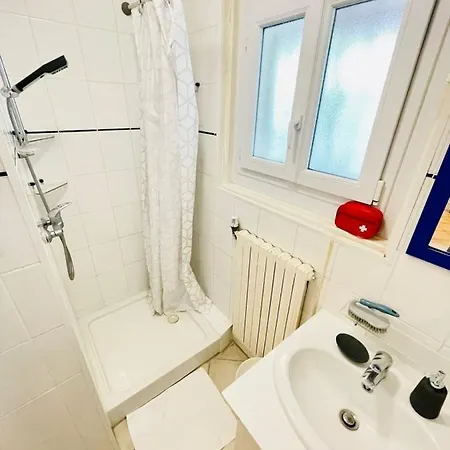 Bnb2You Private Room In Shared Villa Close Swiss Ch2 펜션